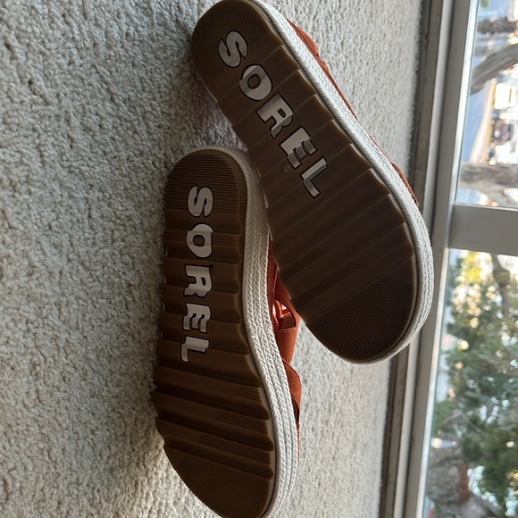 New Sorel Gladiator Sandals - Picture 8 of 8